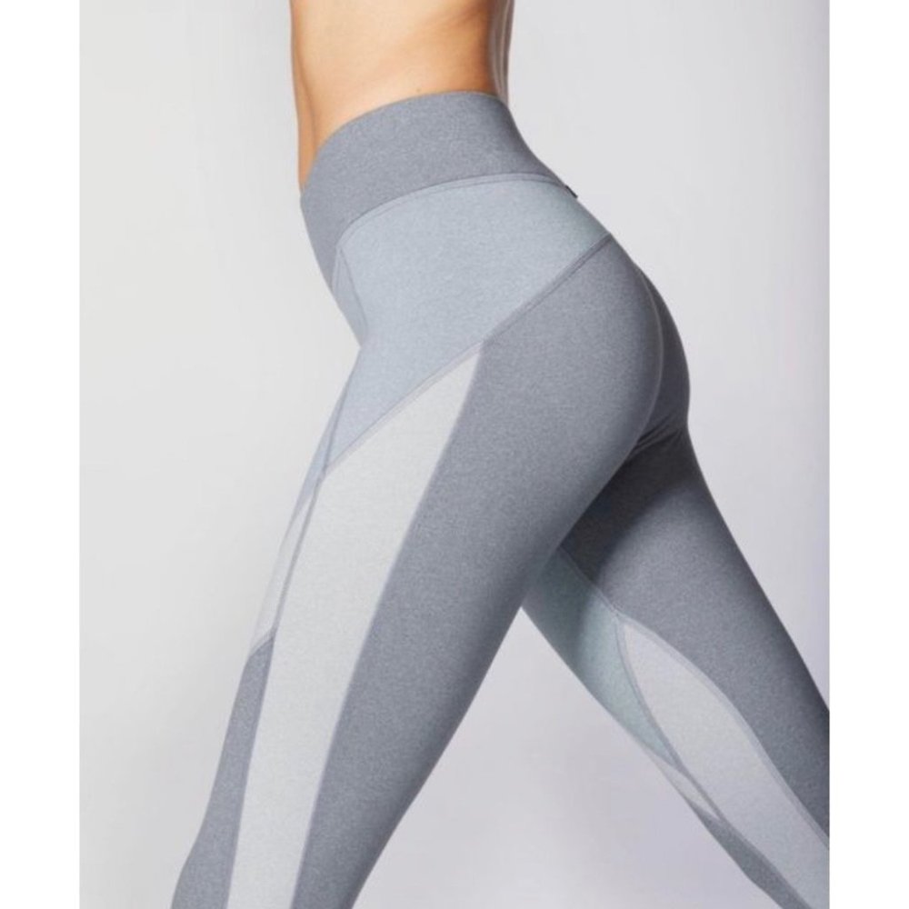 Michi Mist Cropped Leggings - Picture 5 of 10